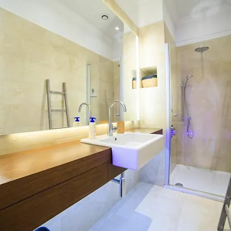 Rue Des Halles - Rue Des Halles 5* Apartment *